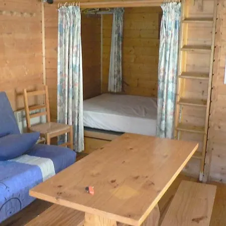 Camping Le Champ Du Moulin מלון